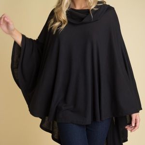 Chic black Poncho 🖤